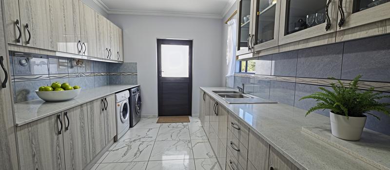 4 Bedroom Property for Sale in Country Club Western Cape